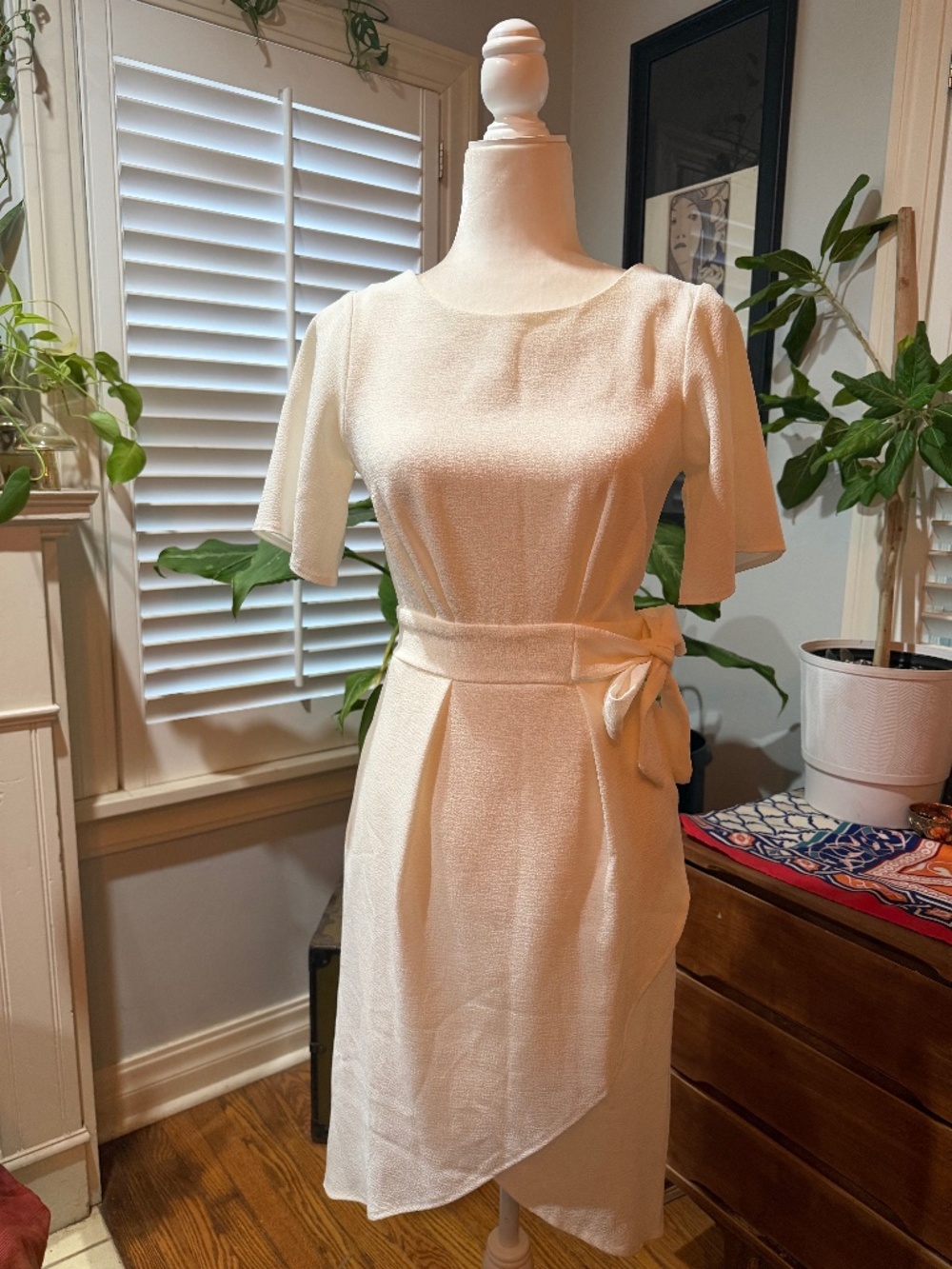 Closet London Women's White and Cream Dress